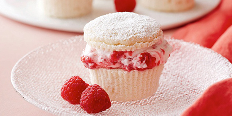 Raspberry Cream Cupcakes