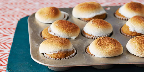 Sweet Potato-Marshmallow Mini Cupcakes