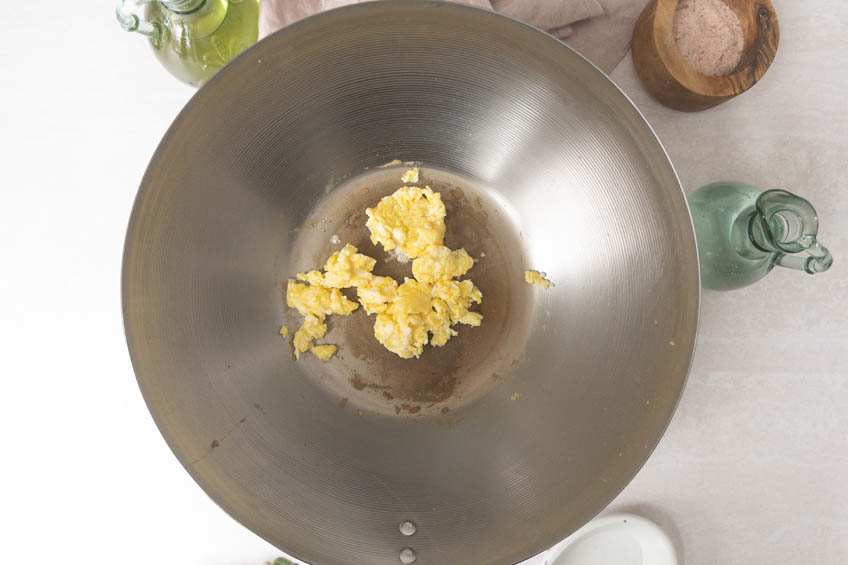Scrambled eggs in a wok
