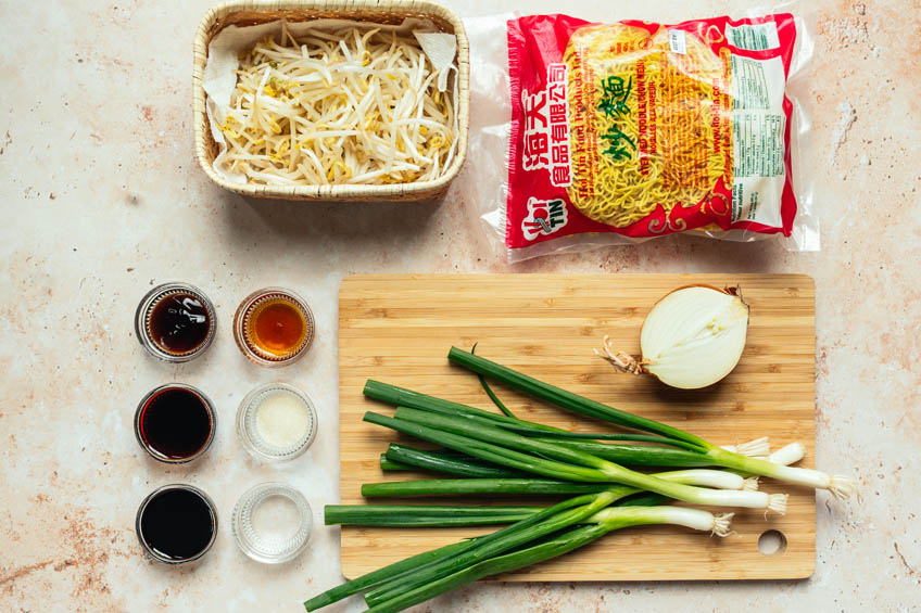 Ingredients for Cantonese chow mein