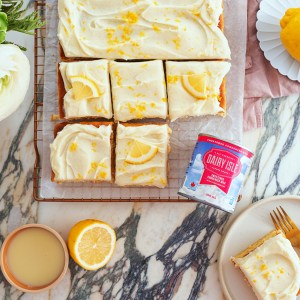 Try This Lemon Sheet Cake Full of Bright Colours and Sweetened with Condensed Milk