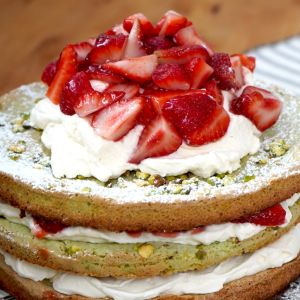 Gluten-Free Strawberry and Pistachio Meringue Torte