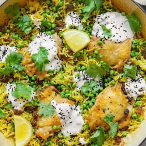 One-Pan Indian Chicken and Rice With Raisins, Yogurt and Lemon