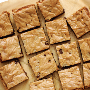 Anna Olson's Chewy Chocolate Chip Cookie Bars