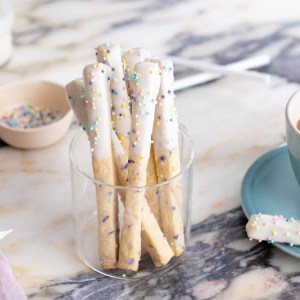 Birthday Cake Cookie Sticks Are So Snackable