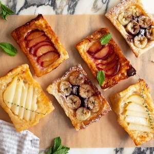 These Viral Upside Down Puff Pastry Tarts Are Too Easy!