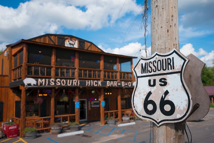 The outside of Missouri Hick Bar-B-Que on historic Route 66 in Cuba, Missouri