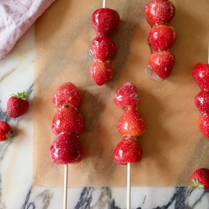 Crunchy Chinese Candied Strawberries (Strawberry Tanghulu)
