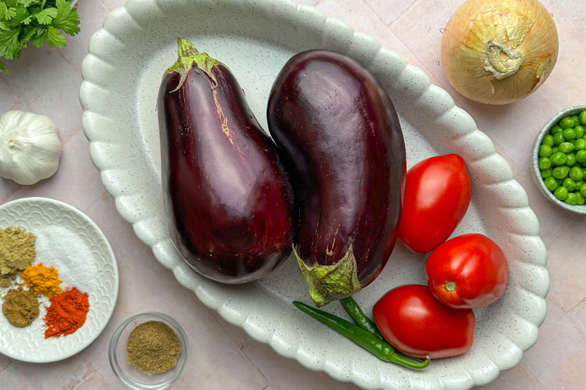 Eggplant bharta ingredients