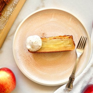 Italian Invisible Apple Cake (Torta Invisibile di Mele)