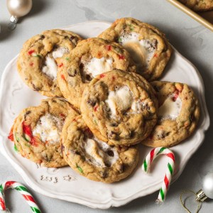 Peppermint Marshmallow Chocolate Chip Cookies