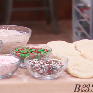 How Ree Drummond Decorates Her Sugar Cookies