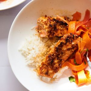 10-Minute Soy-Lime Broiled Salmon With Chili Crisp