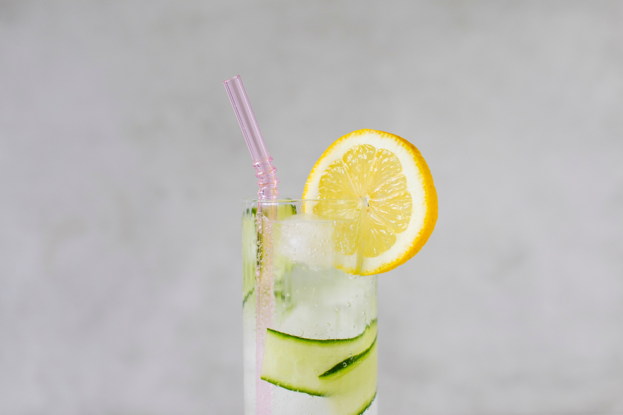 Lemon and Cucumber Gin Fizz in a glass