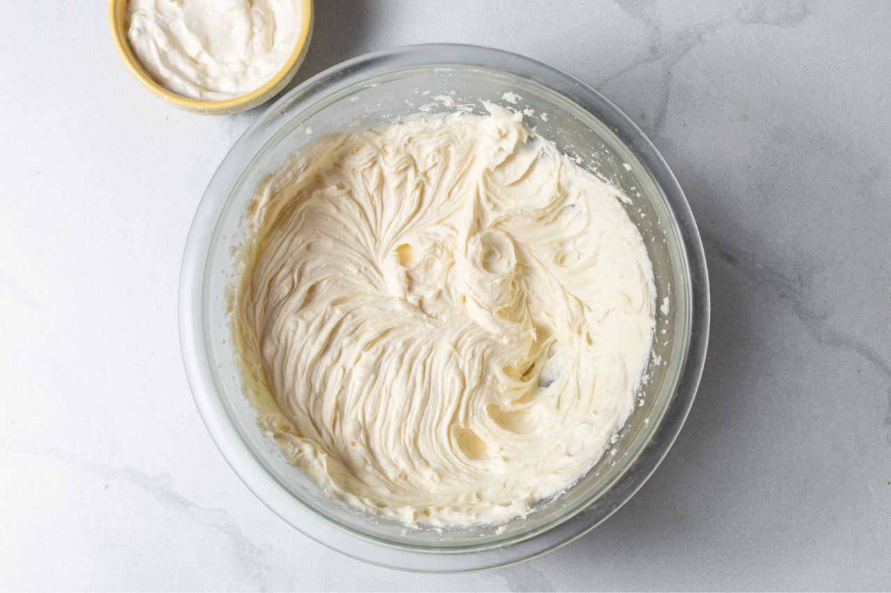 cheesecake cream in a bowl