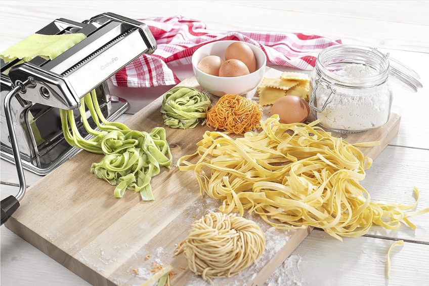 CucinaPro 178 Fresh Pasta Set and pastas on kitchen counter