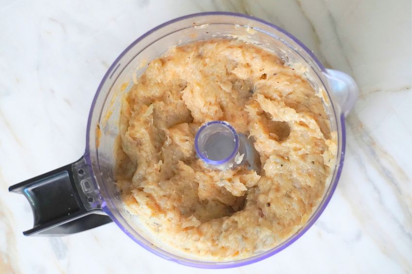 blended shrimp dumpling filling in the food processor