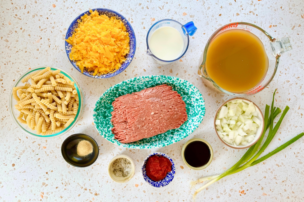 Ingredients for cheesy hamburger pasta